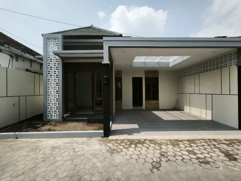 Rumah Baru Siap Huni dekat Pasar Cebongan - adasale