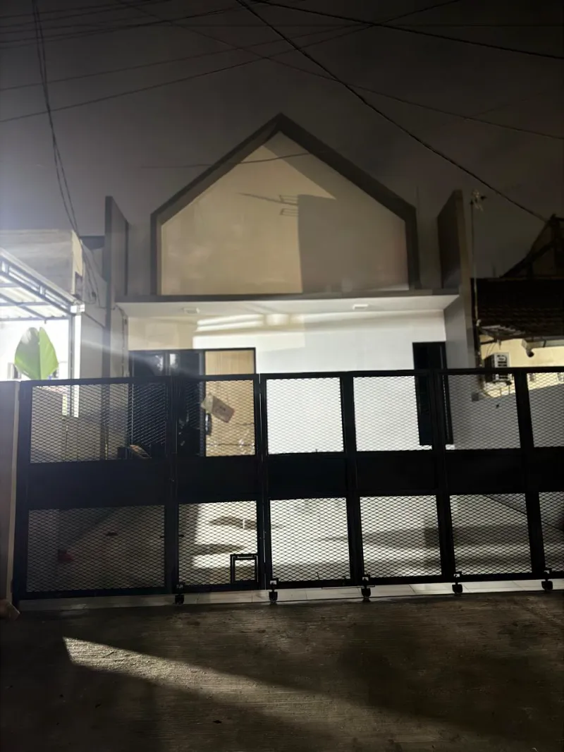 Rumah siap huni di Mustikajaya Bekasi - adasale