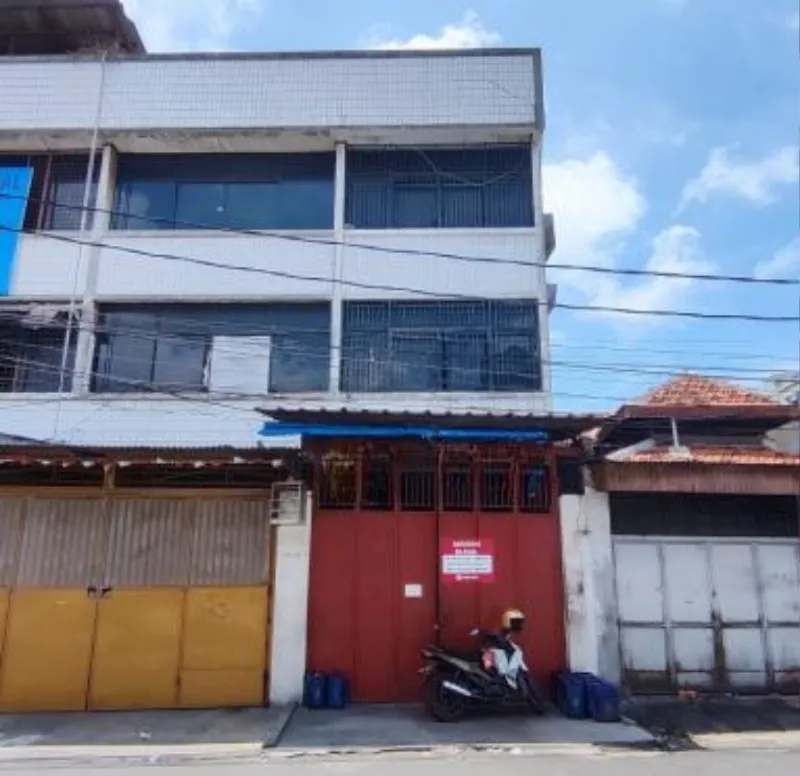 Ruko 3 Lantai di Jalan Pejagalan, Jakarta Barat - adasale