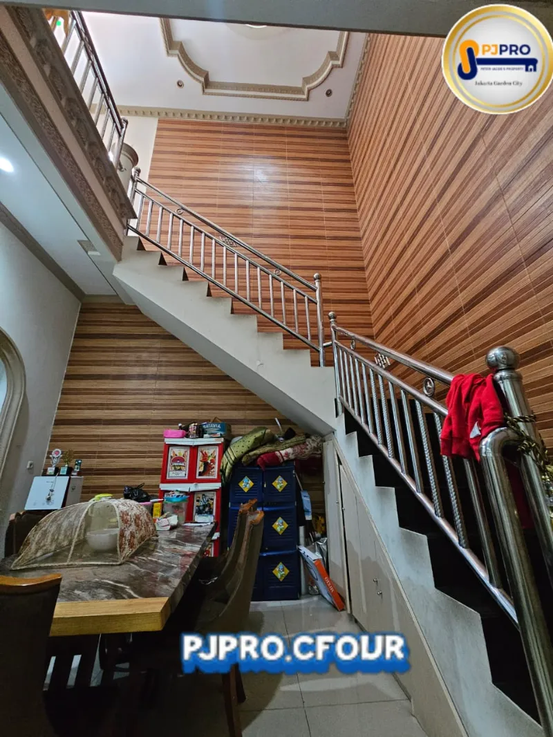 RUMAH 3 LANTAI TAMAN GAZEBO PERUMAHAN PELINDO  - adasale