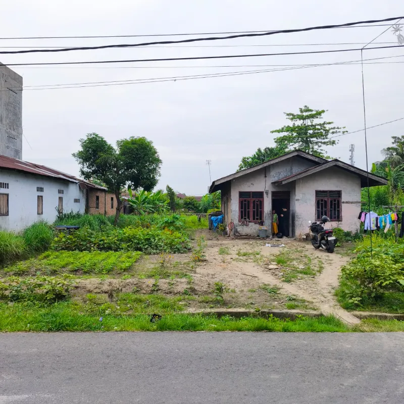 Dijual Tanah + Rumah di Jln. Medan-Binjai KM 13,5 - adasale