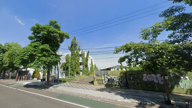 Tanah dan Bangunan Frontage Raya Ahmad Yani Sby - adasale