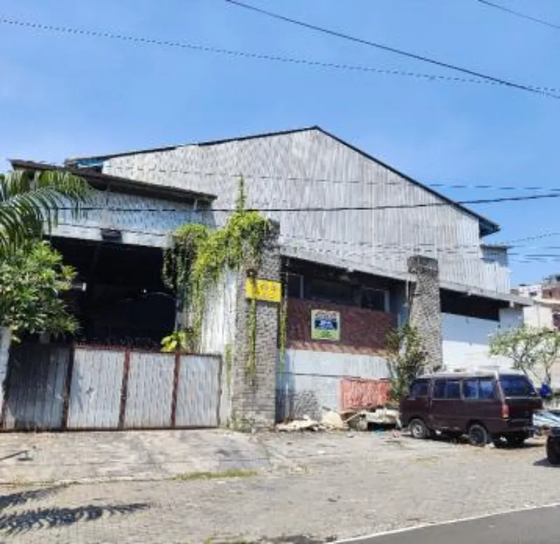 Gudang Lebar di Gisikdrono, Semarang - adasale