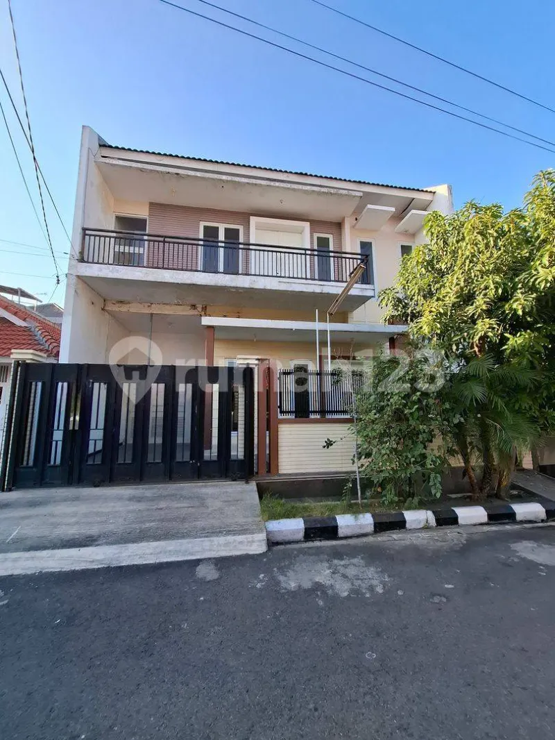 Rumah 2 Lantai di Sutorejo Prima, Surabaya - adasale
