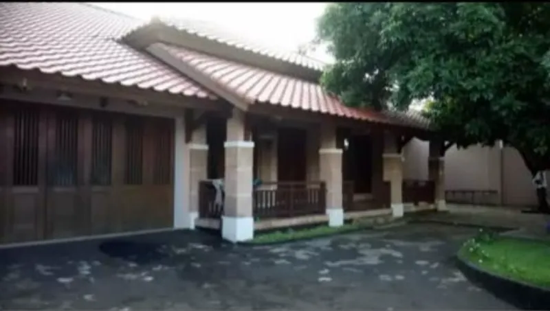 Rumah 1 lantai siap huni di cipinang muara jakarta - adasale