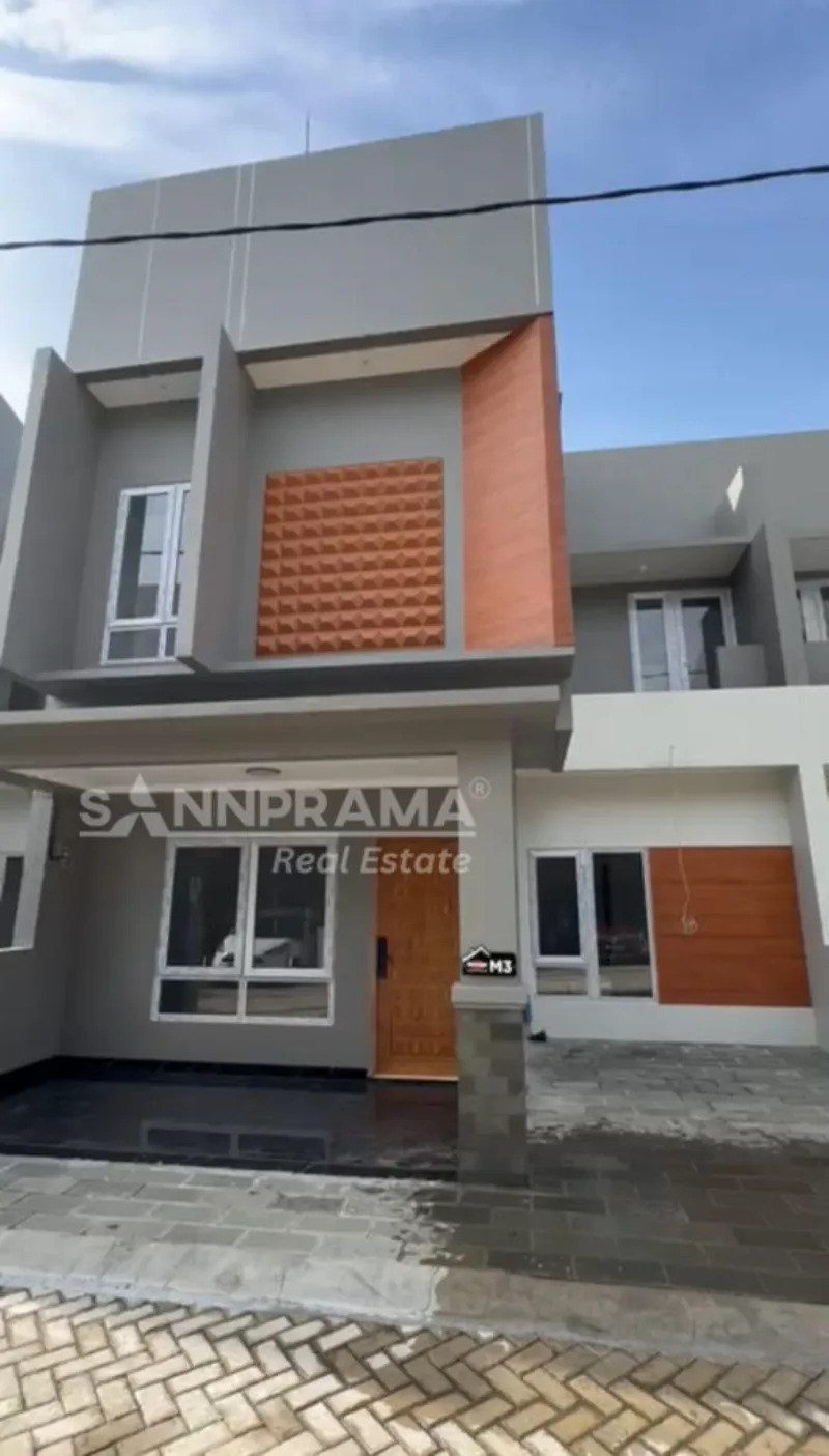 Rumah 2 lantai siap huni digrogol krukut depok SHM - adasale