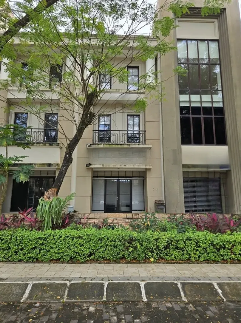 Dijual Ruko 3 Lantai Bagus di Belian, Batam - adasale