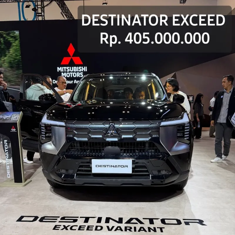 2025 Mitsubishi Destinator Exceed Hitam  - adasale