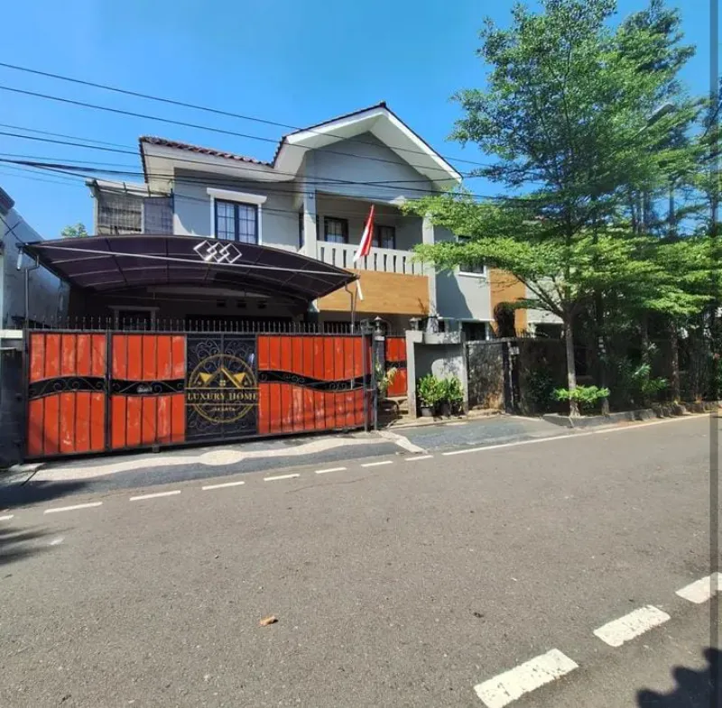 Rumah di Cempaka Putih Tengah, Jakarta Pusat - adasale
