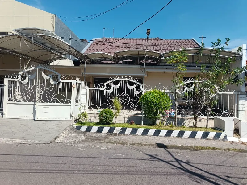Rumah 2 Lantai di Manyar Rejo, Surabaya - adasale