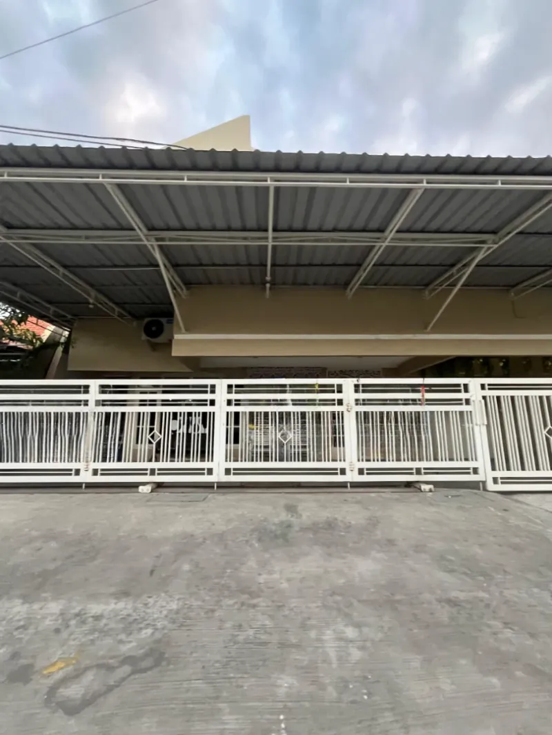 Dijual Rumah SHM di Manyar Rejo, Surabaya - adasale
