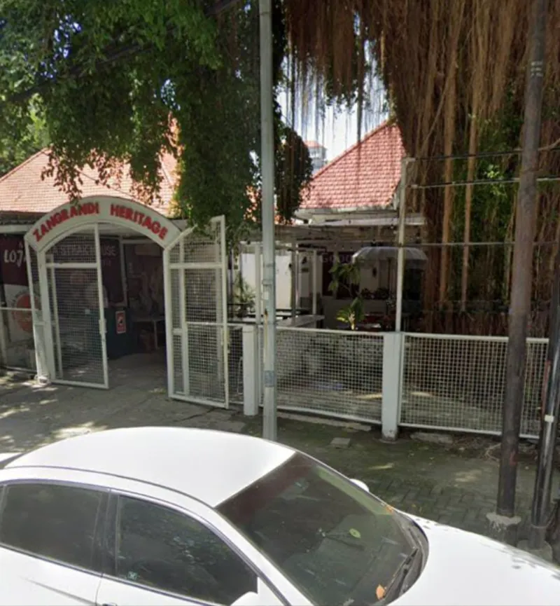 Rumah Bagus di Area Darmo, Surabaya - adasale