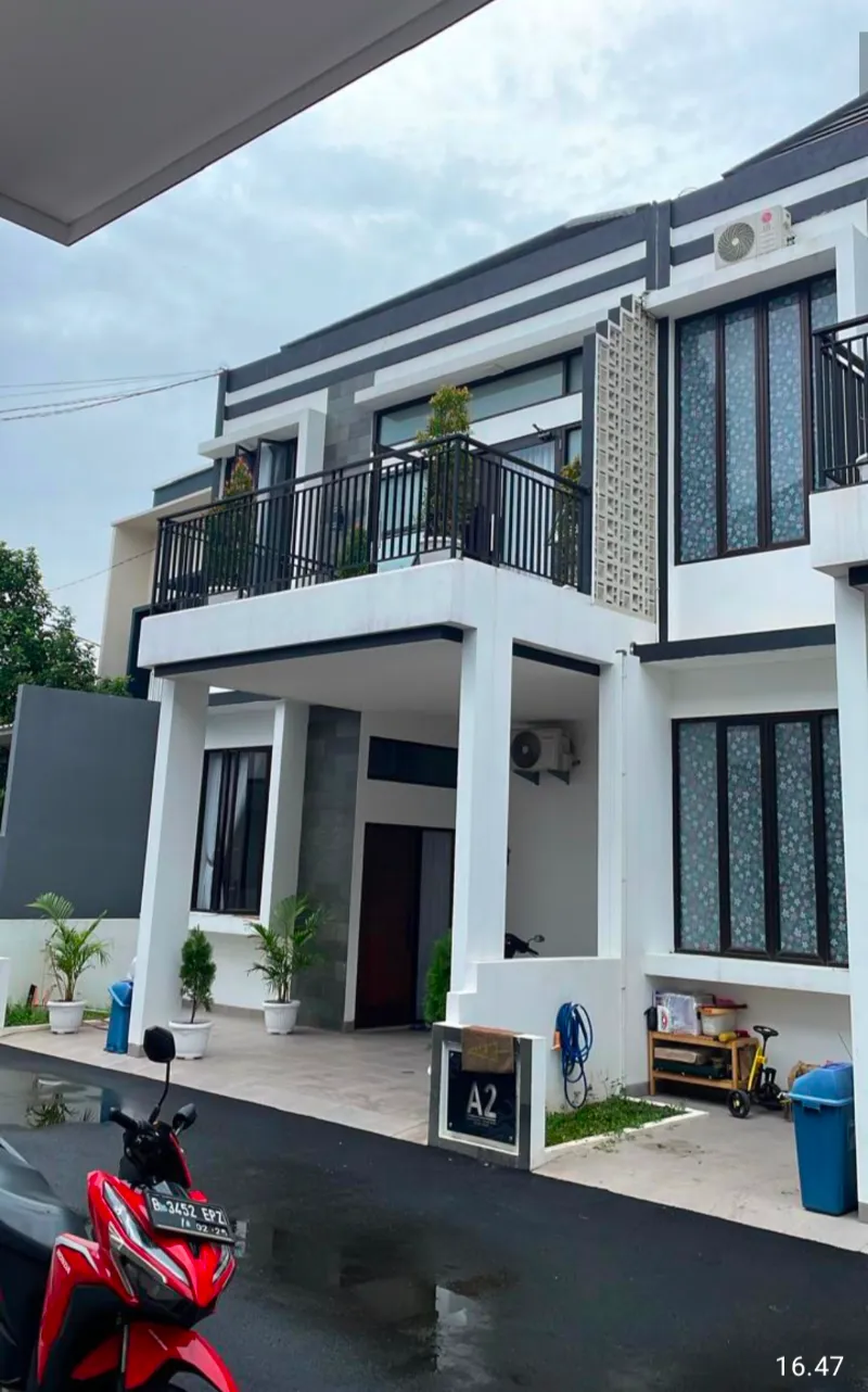 Rumah 2 lantai di Tanah Baru Depok - adasale
