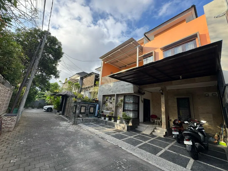 Dijual Rumah 3 Lantai di Taman Mumbul, Bali - adasale