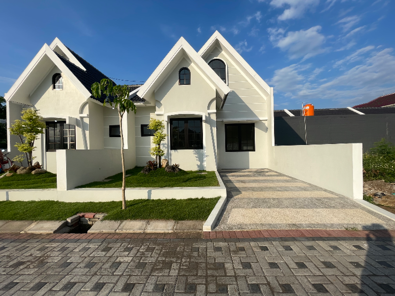 Rumah Siap Huni American Style di Pandaan - adasale