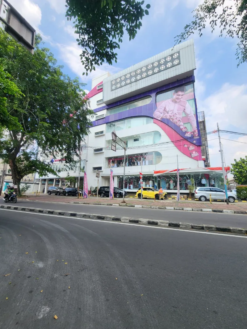 Dijual Gedung lt 1500 m2 Rawamangun Jakarta timur - adasale